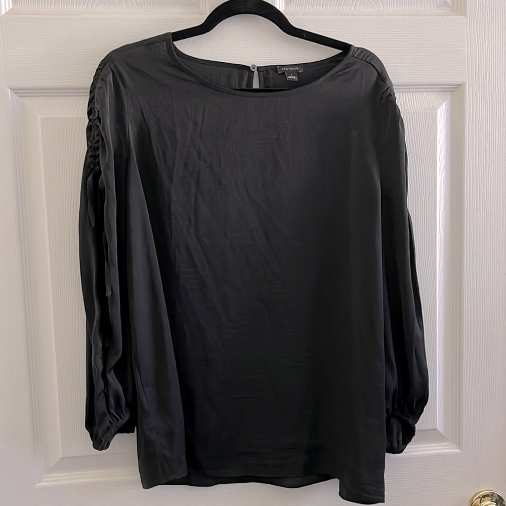 Ann Taylor - Bubble Sleeve Shirt - Size L - Black